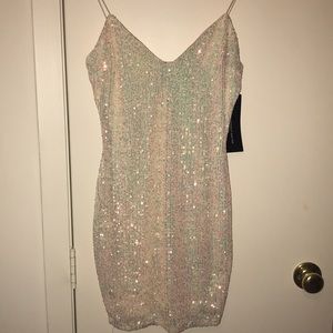 Cute sequin Giti dress very sparkly!